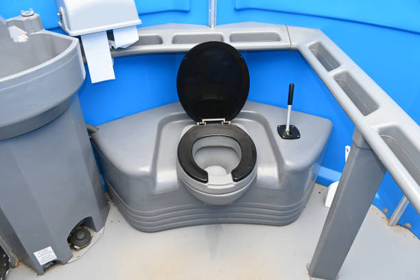 Best Portable restroom trailer rental  in Avenue B And C, AZ
